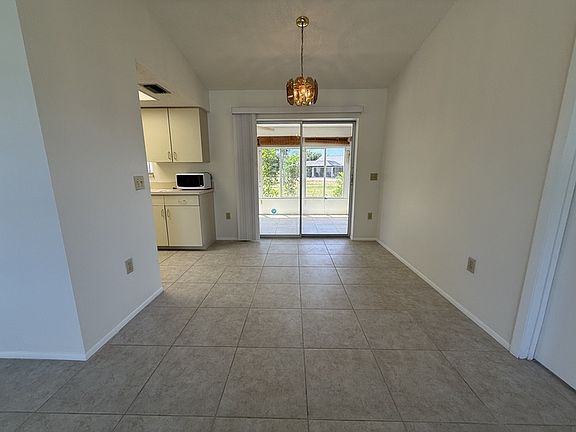 3rd image of 6269 Grayson St