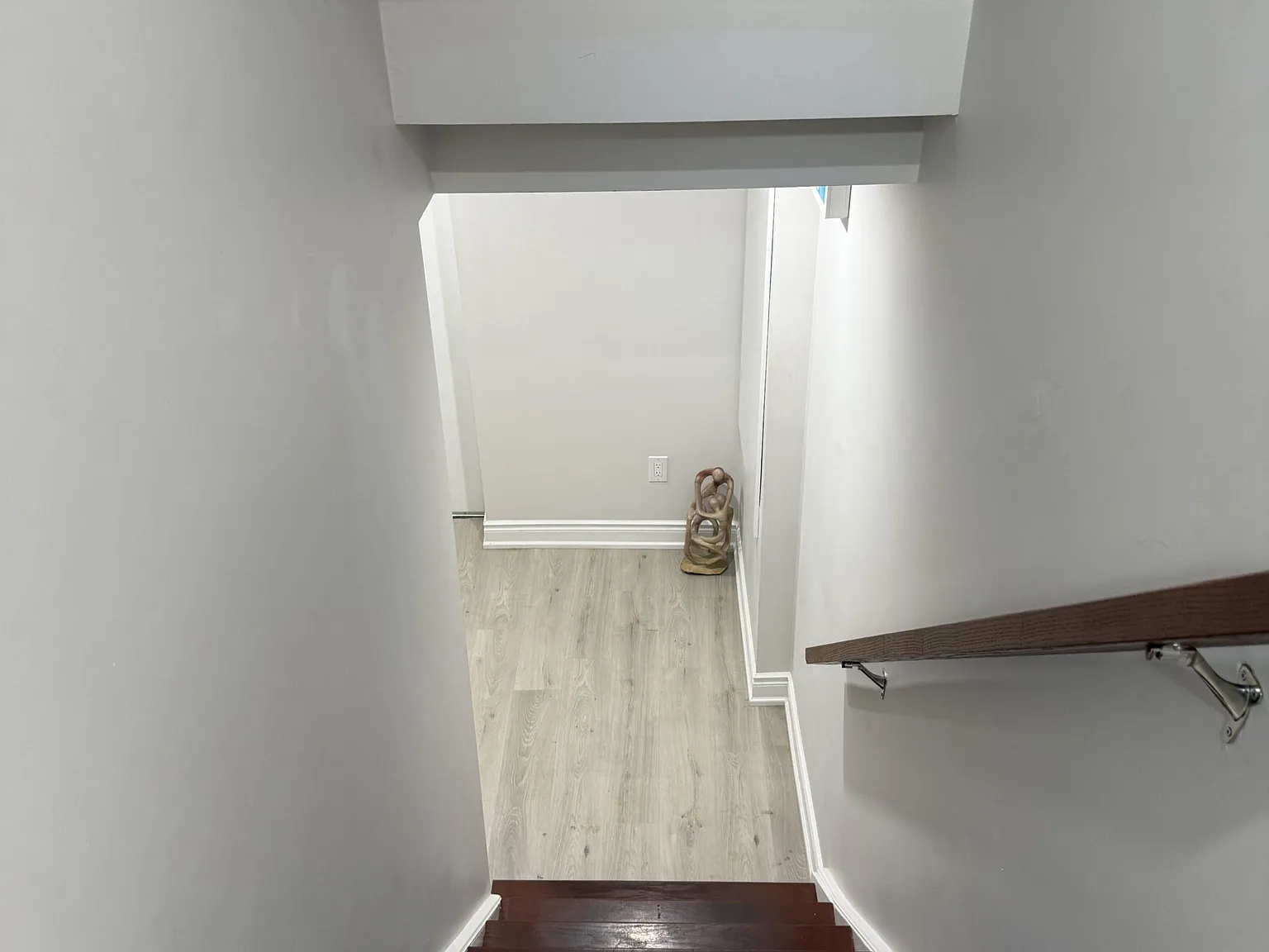 2 bed, $1,800 — Photo 3