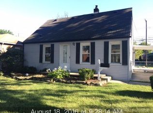 22427 Harper Lake Ave, Saint Clair Shores, MI 48080