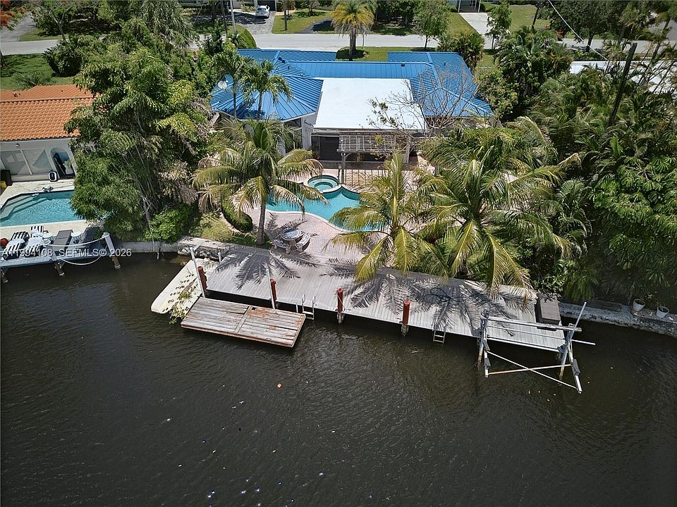 1st image of 2801 Coral Shores Dr