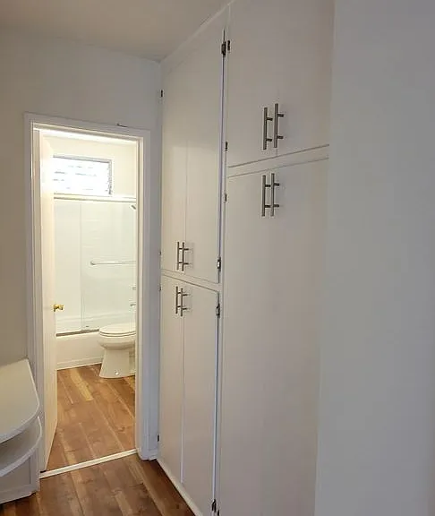 1352 N Citrus Ave — Photo 9