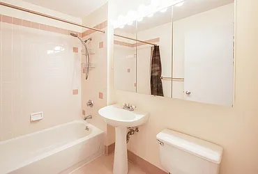 Rented by Nest Seekers International