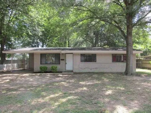 1417 Cheshire Ln, West Memphis, AR 72301