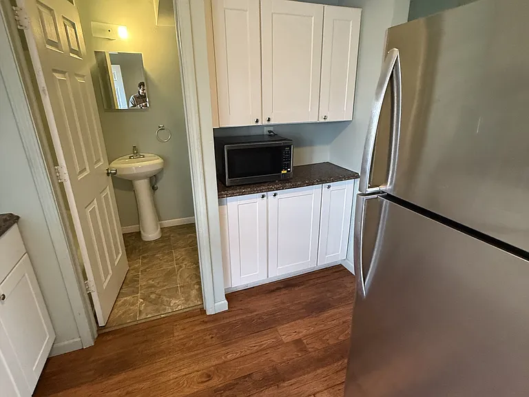 1308 Hanford Ave — Photo 8
