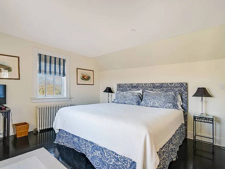4 Fair Lea Rd — Photo 22