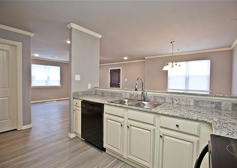 2nd image of 1316 & 1318 N Sicily Ln #1318