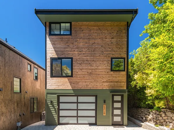 2806B 30th Ave W #B, Seattle, WA 98199