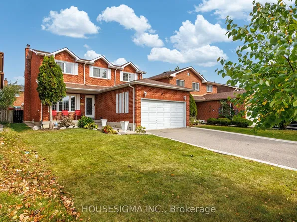 32 Ballycastle Cres, Brampton, ON L6Z 2T6