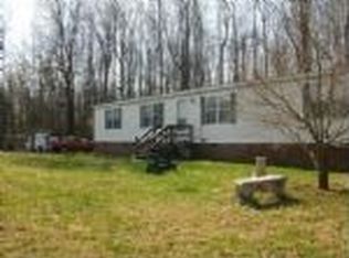 70 Riverside Rd, Siler City, NC 27344