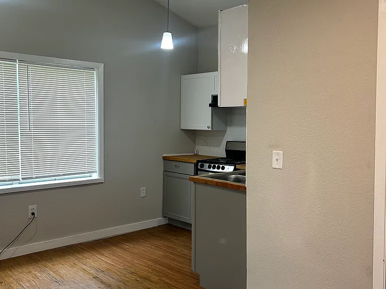 4720 Baker Rd #D — Photo 4