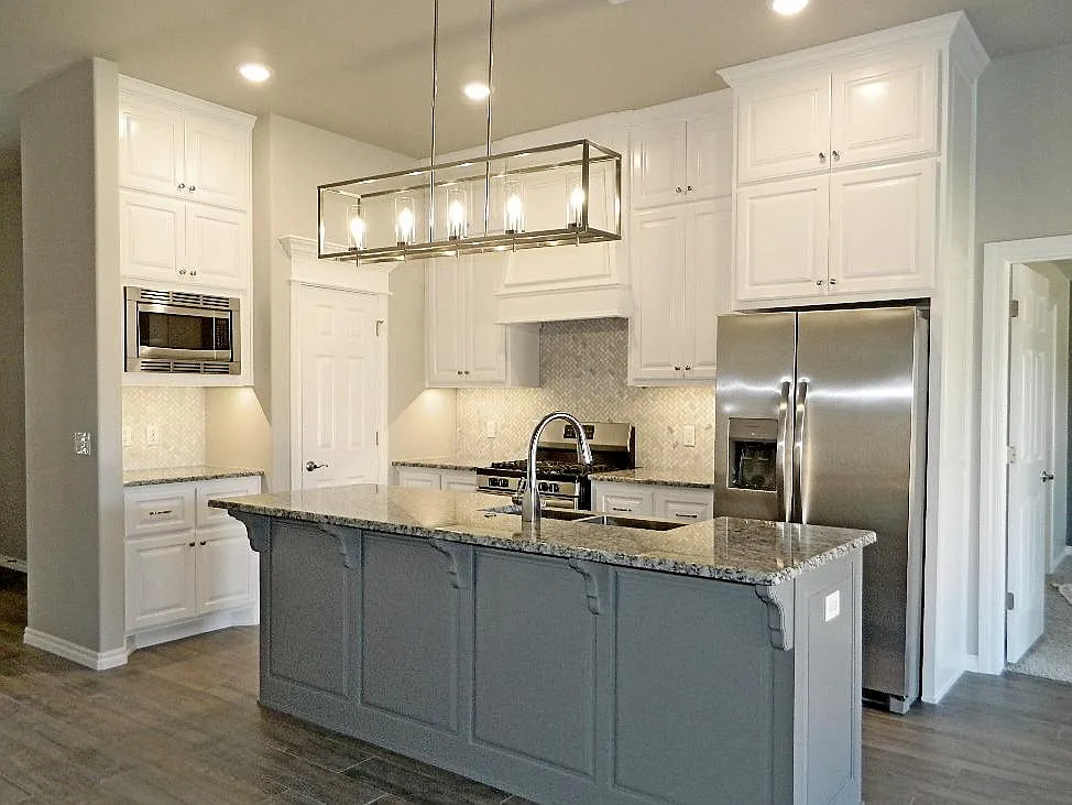 5232 Lannister Ln — Photo 2