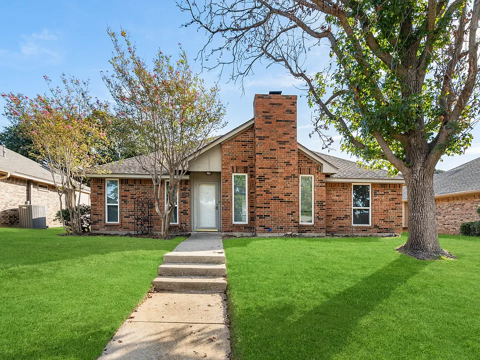 3706 Wingate Dr