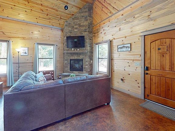 5th image of 146 Paradise Ln