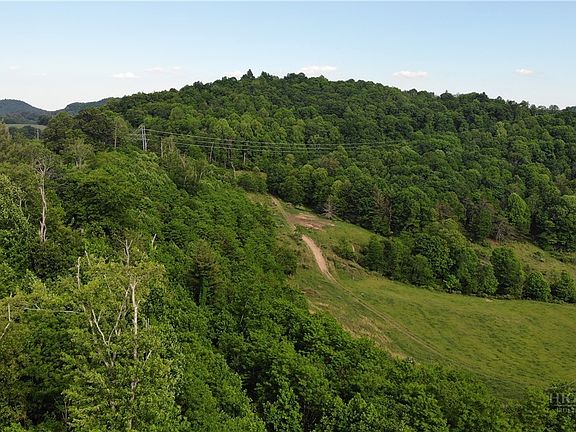 3rd image of 336 Mtn Valley Drive