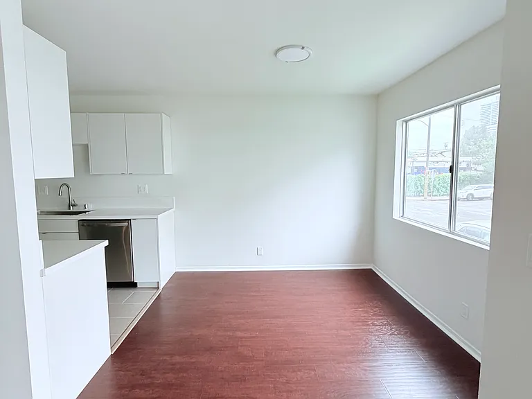 11520 Wyoming Ave #2 — Photo 9