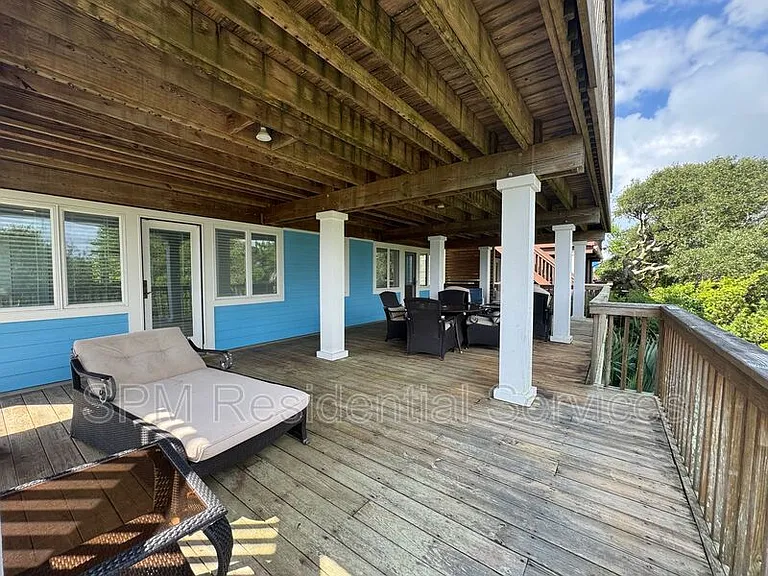 1154 Monroe Ln — Photo 34