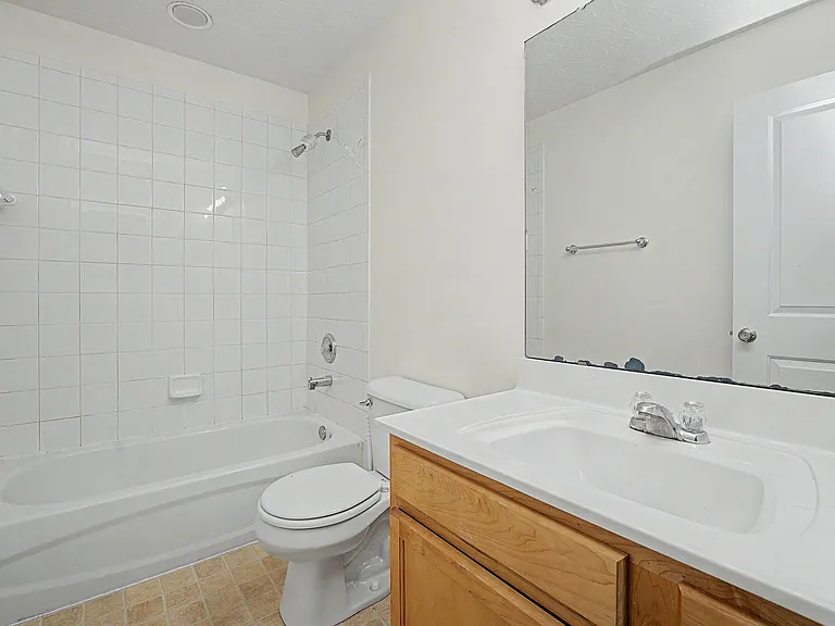 7973 Seabury Ct — Photo 20