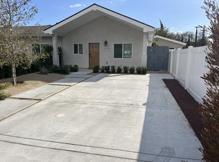 19502 1/2 Lanark St, Reseda, CA 91335