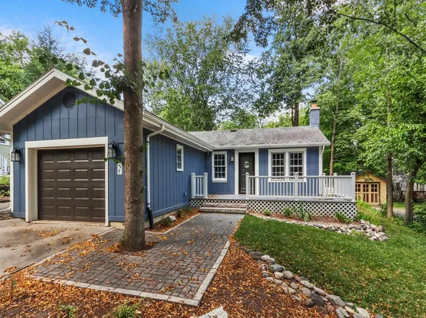 80 Jewell DRIVE, Williams Bay, WI 53191