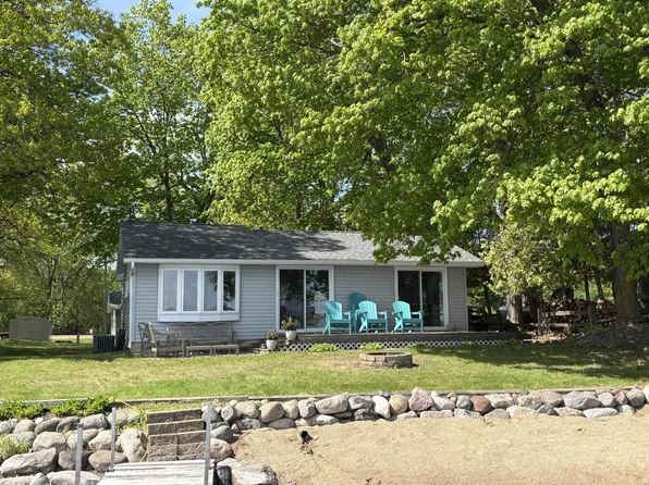 11780 103rd St NW, South Haven, MN 55382