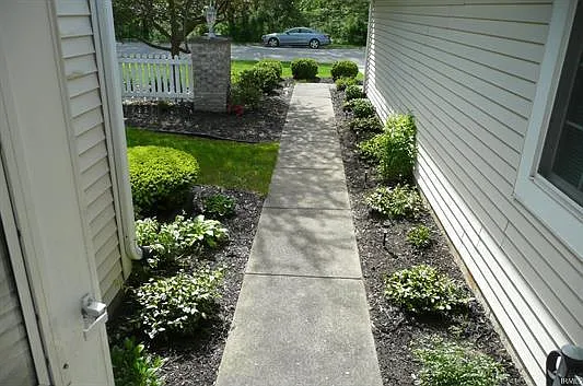 2 bed, 1474 sqft, $2,085 — Photo 4