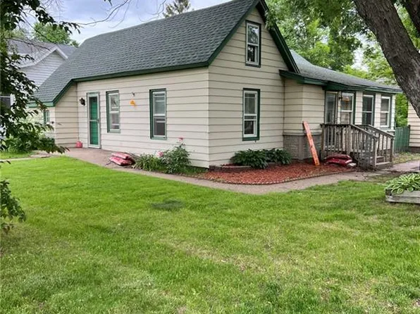 1004 Garfield Avenue, Altoona, WI 54720