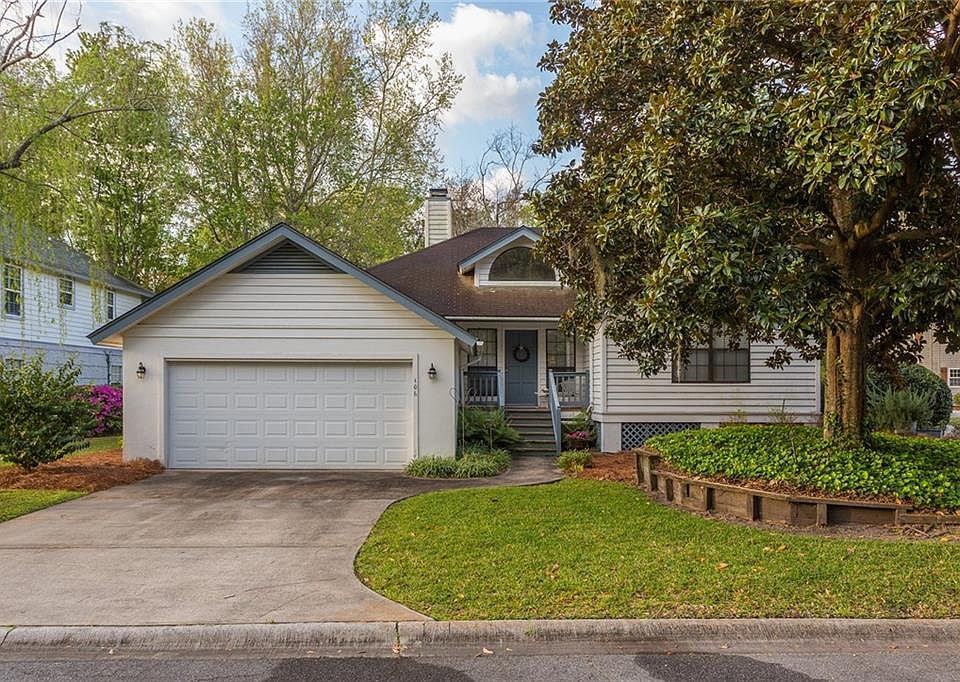 1st image of 106 Grand Oaks Ln