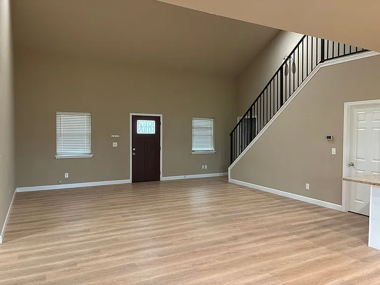 373 Cross Rd — Photo 15
