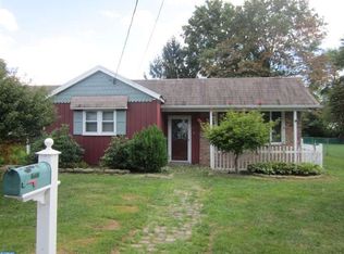 2817 June Ave, Bensalem, PA 19020