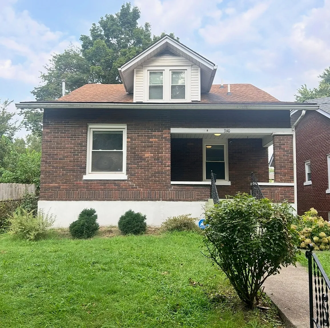 340 Glendora Ave — Photo 1