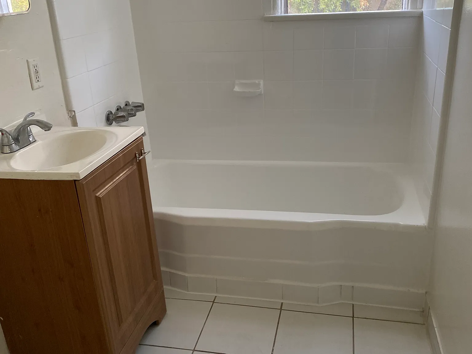 Studio, 500 sqft, $1,595 — Photo 2