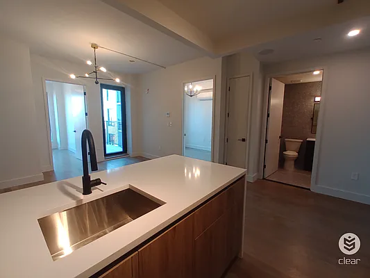 Rented by City Vista Inc | media 2
