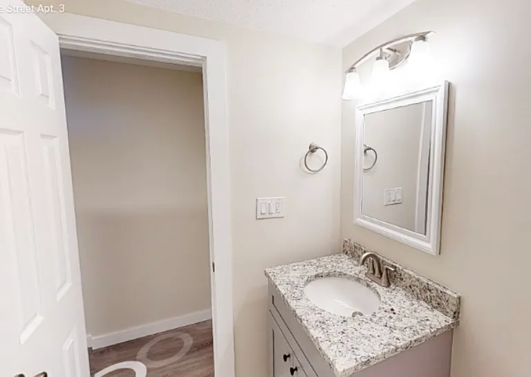 2040 Riverdale St #3 — Photo 4