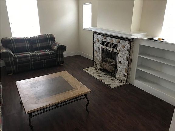 4th image of 3633 Avenue G