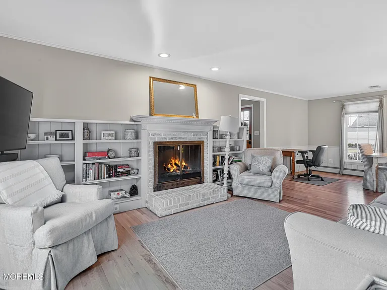 303 Bell Pl — Photo 15