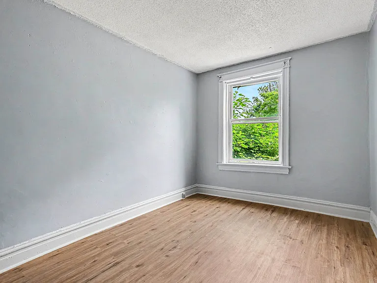 3630 Hydraulic Ave #1 — Photo 8