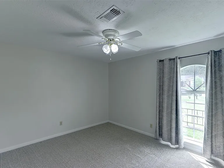 3503 Old Oaks Dr — Photo 15