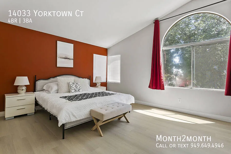 Spacious and Elegant Home on Yorktown Ct — Photo 4