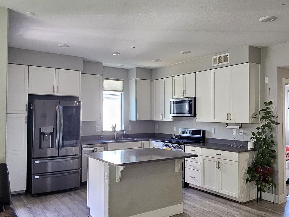 1st image of 1463 Nightshade Rd #21
