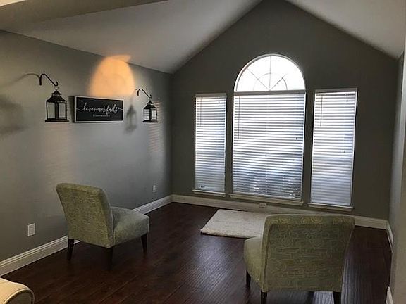 5th image of 5527 Greenwich Dr
