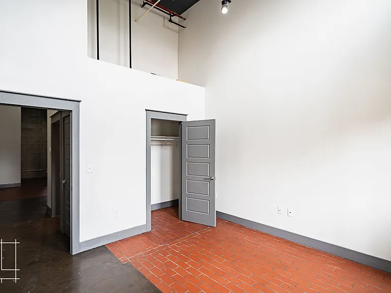 Wonder Bread Lofts — Photo 60