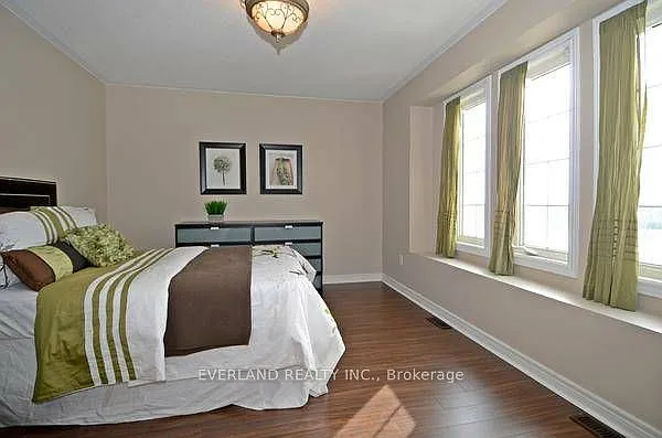 1BDR119 Alamo Heights Dr — Photo 1