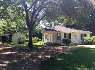 230 Twin Lakes Rd, Rock Hill, SC 29732