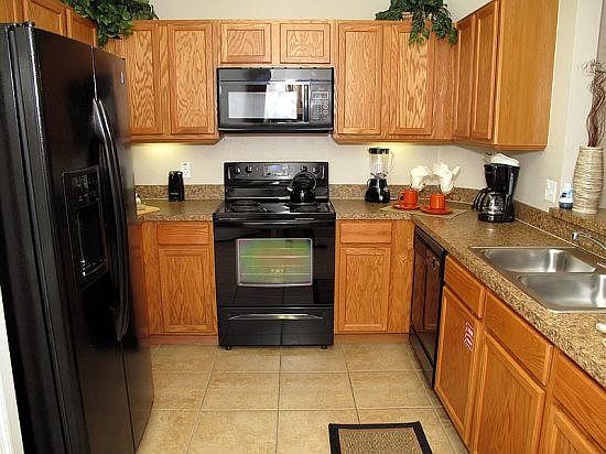 OW3C2720OD-kitchen-area