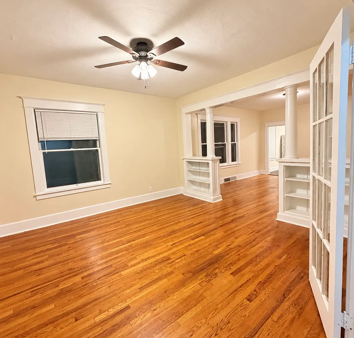 3 bed, 1100 sqft, $1,400 — Photo 3