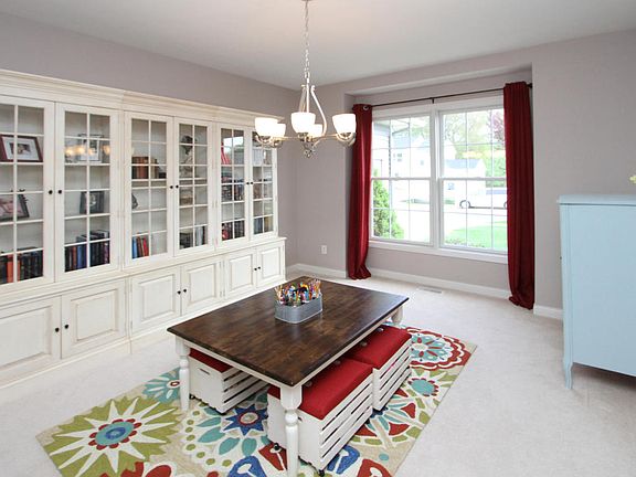 3rd image of 2470 Avalon Woods Dr