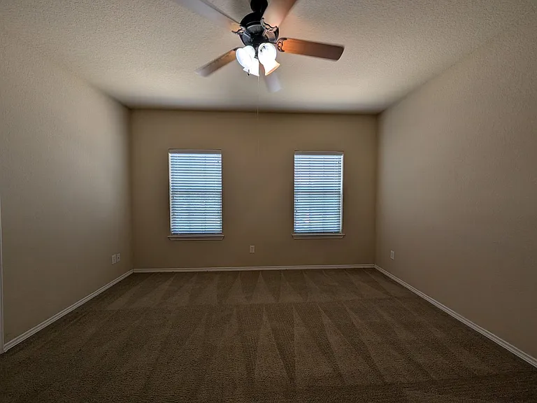 1028 Brown Rock Dr — Photo 30