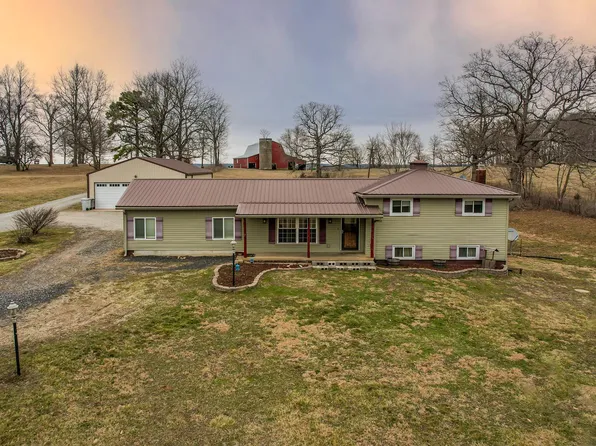 7352 Old Jackson Rd, Farmington, MO 63640