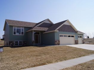 5518 Leslie Ln SW, Rochester, MN 55902