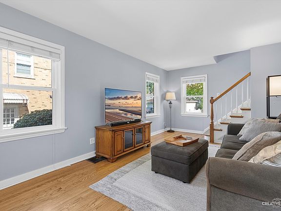 5th image of 2209 Kensington Ave